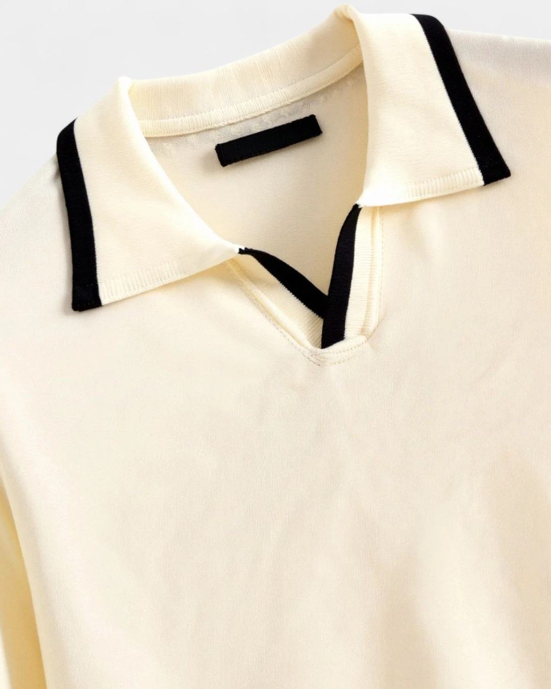 Old Money Contrast Polo - Black