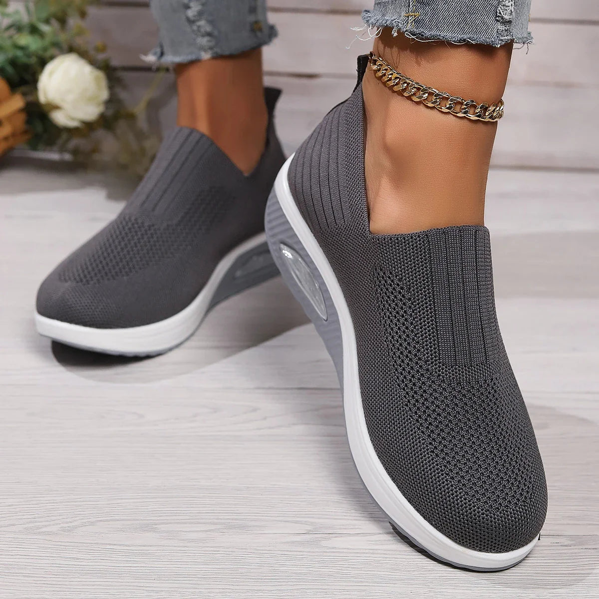 Whitlock | Elegant and casual shoes for women